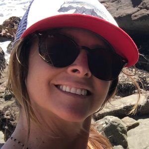 Meet your Posher, Pia